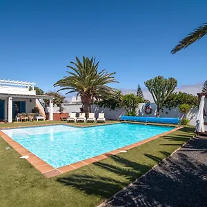 Bonita Playa Blanca (Lanzarote)